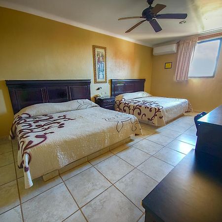 Hotel Oasis Ciudad Constitucion Bagian luar foto
